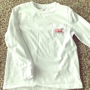 Vineyard Vines long sleeve pocket tee size 5